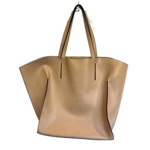 Gianni Chiarini Leather Handbag Bone Beige Pebble Color EUC